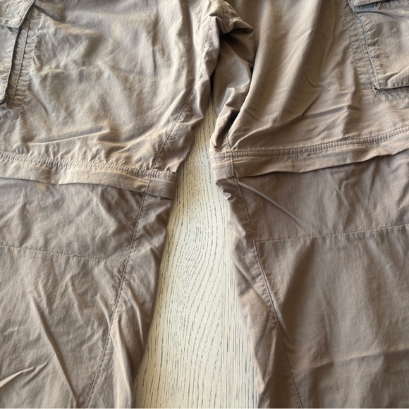 Men’s Mountain Hardwear Convertible Tech / Hiking Pants - Picture 5 of 6